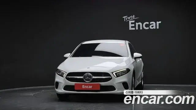 Mercedes-Benz A-Class 2020 — Фото 3/20