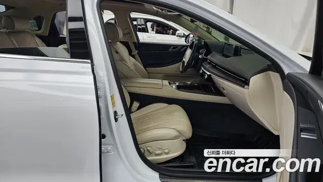 Genesis G80 2023 — ფოტო 20/34