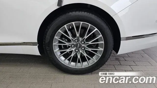 Genesis G80 2023 — ფოტო 26/34