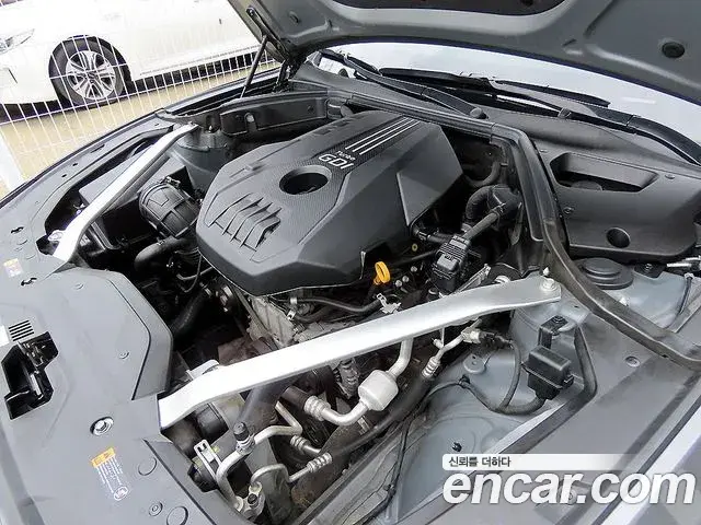 Genesis G70 2019 — Photo 10/20