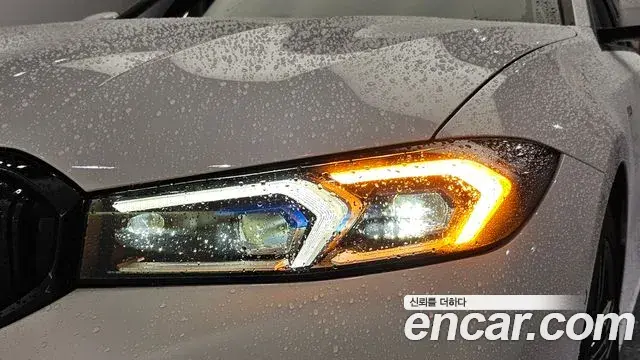 BMW 3 Series 2025 — Photo 15/35