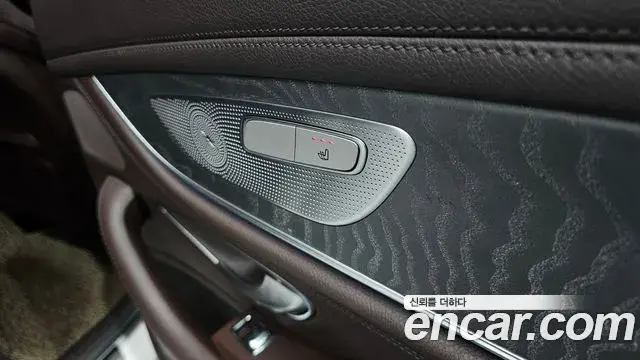 Mercedes-Benz CLS-Class 2019 — Фото 19/20