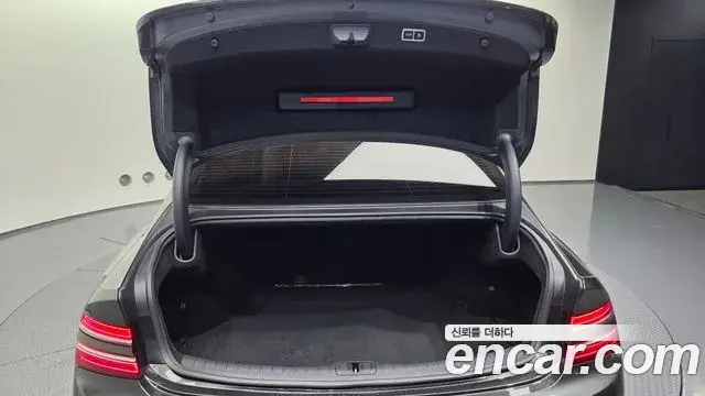 Genesis G80 2024 — Şəkil 15/20