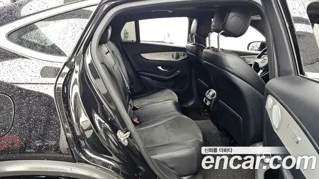 Mercedes-Benz GLC-Class 2019 — Şəkil 11/20