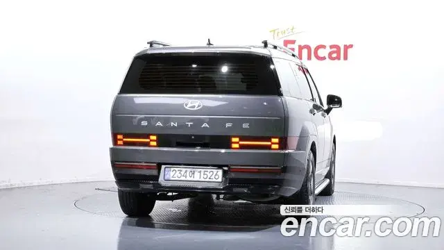 Hyundai Santa Fe 2024 — Photo 15/37