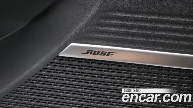 Hyundai Santa Fe 2024 — Photo 12/37