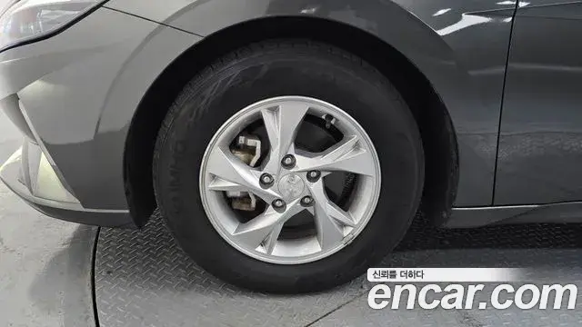 Hyundai Avante 2021 — Photo 5/20