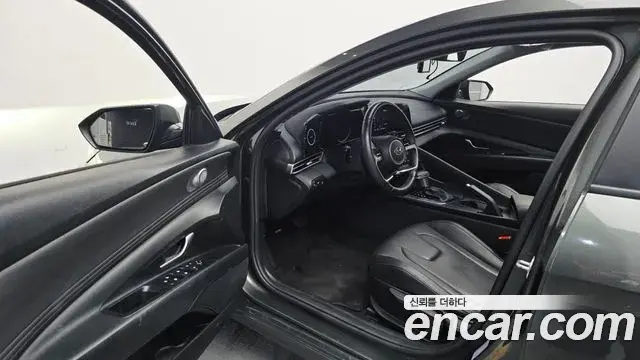 Hyundai Avante 2021 — Photo 10/20