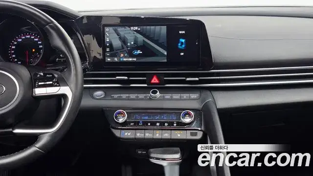 Hyundai Avante 2021 — Photo 12/20