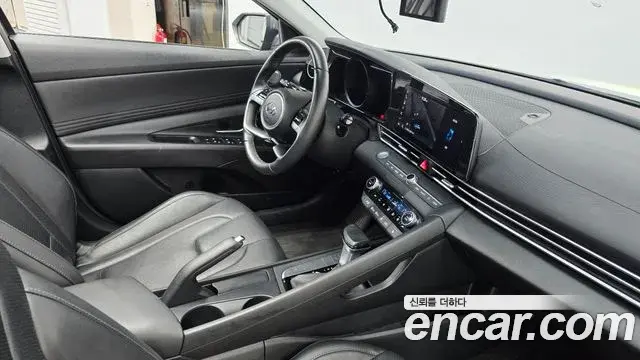 Hyundai Avante 2021 — Photo 19/20