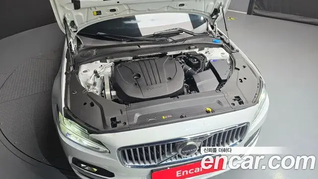 Volvo S90 2024 — Şəkil 25/32