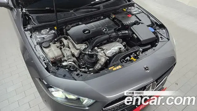 Mercedes-Benz A-Class 2021 — Şəkil 19/30