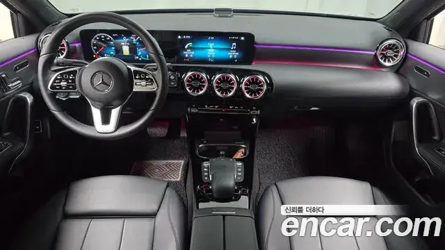 Mercedes-Benz A-Class 2021 — Şəkil 17/30