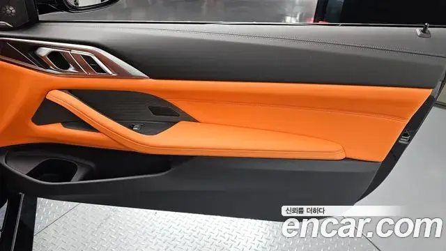 BMW M4 2023 — ფოტო 8/34