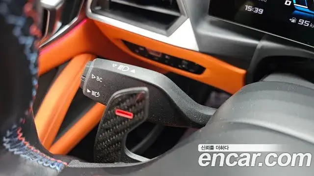 BMW M4 2023 — ფოტო 33/34