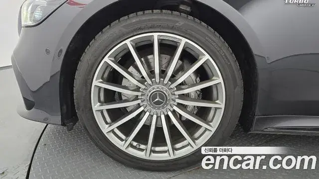 Mercedes-Benz AMG GT 2021 — Photo 10/20