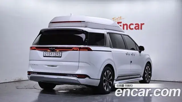 Kia Carnival 2021 — Фото 2/20