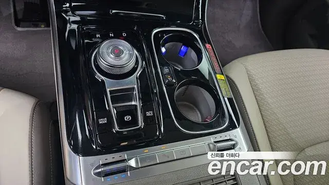 Kia Carnival 2021 — Фото 9/20