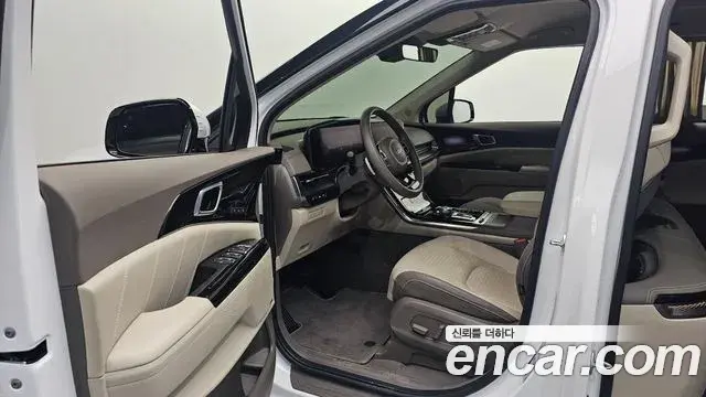 Kia Carnival 2021 — Фото 10/20