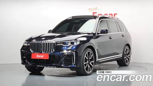 BMW X7 2021 — Photo 10/20
