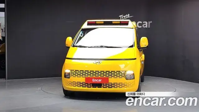 Hyundai Staria 2022 — Şəkil 27/35