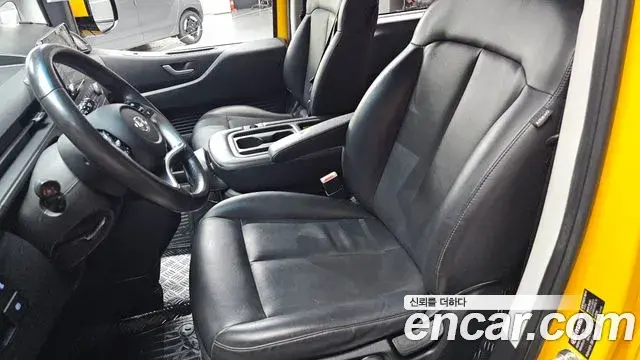 Hyundai Staria 2022 — Şəkil 26/35