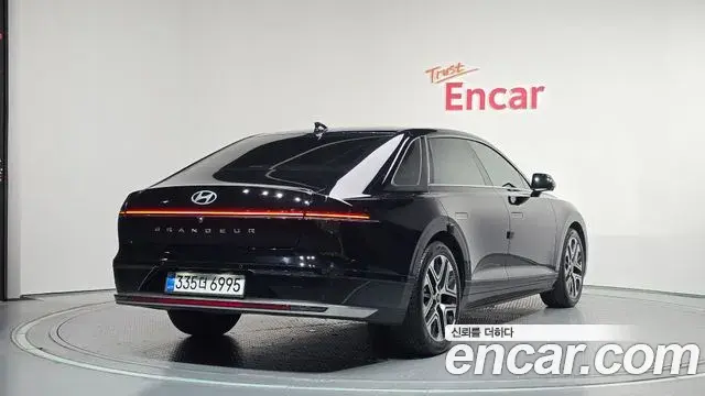 Hyundai Grandeur Hybrid 2023 — Şəkil 6/33