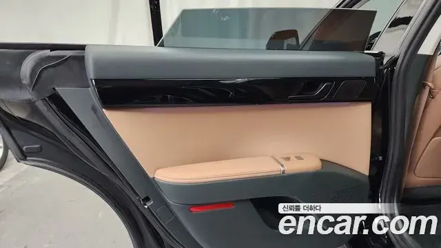 Hyundai Grandeur Hybrid 2023 — Şəkil 15/33