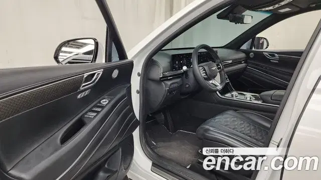 Genesis GV80 Coupe 2023 — Фото 10/20