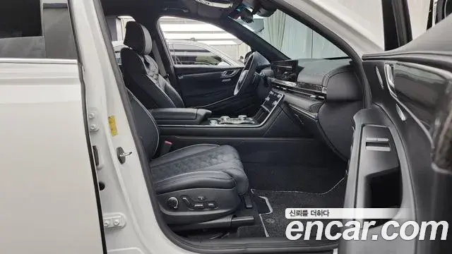 Genesis GV80 Coupe 2023 — Фото 11/20