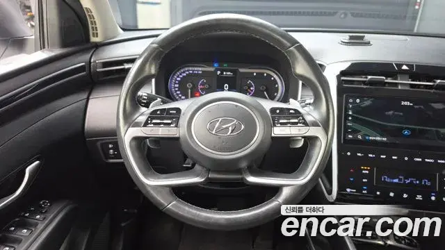 Hyundai The New Tucson 2022 — Фото 13/20