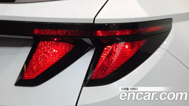 Hyundai Tucson Hybrid 2022 — ფოტო 6/30