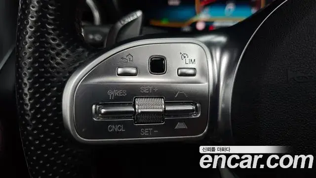 Mercedes-Benz GLC-Class 2021 — Şəkil 25/38