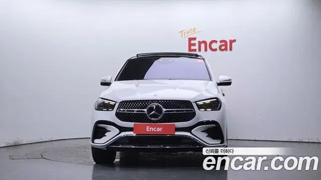Mercedes-Benz GLE-Class 2023 — Şəkil 8/20