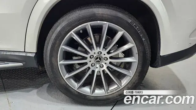 Mercedes-Benz GLE-Class 2023 — Şəkil 20/20