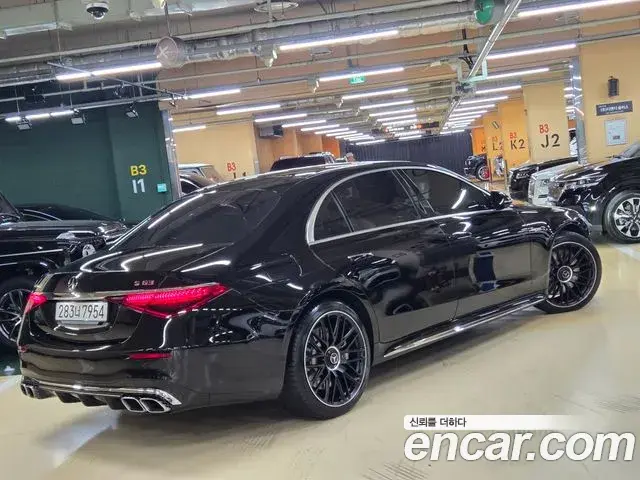 Mercedes-Benz S-Class 2025 — ფოტო 18/20