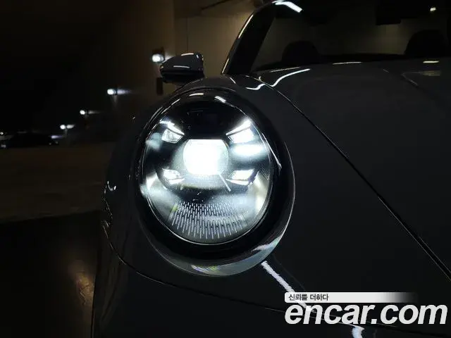Porsche 911 2022 — ფოტო 10/20