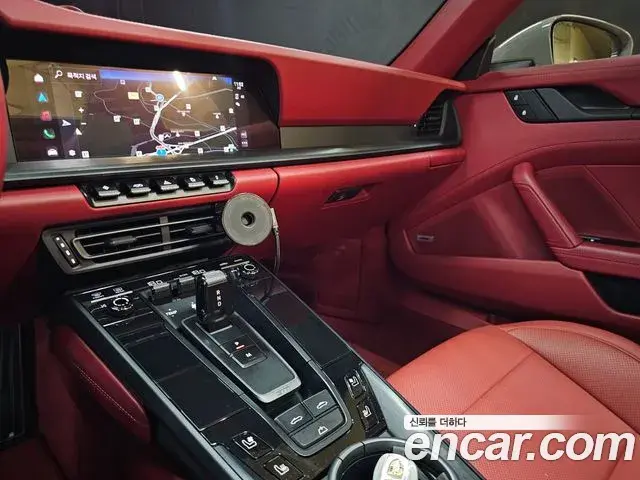 Porsche 911 2022 — ფოტო 9/20