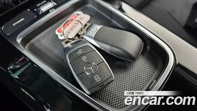 Mercedes-Benz A-Class 2024 — Photo 17/30