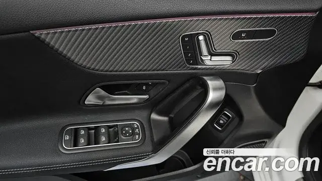 Mercedes-Benz A-Class 2024 — Photo 4/30