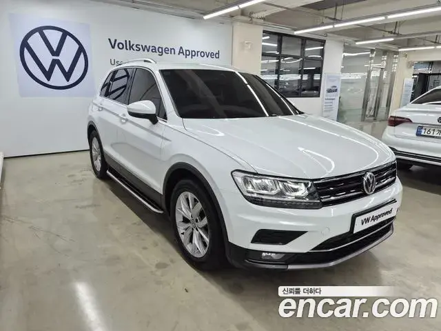 Volkswagen Tiguan 2020 — Фото 16/20