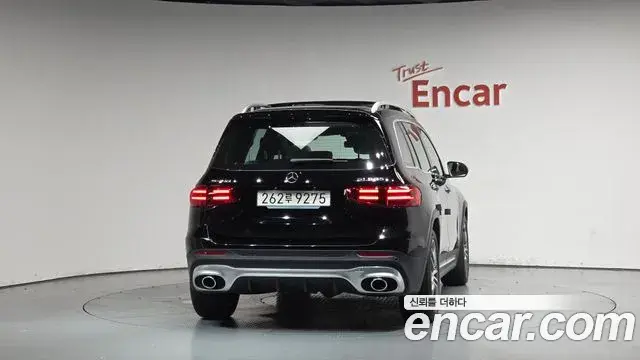 Mercedes-Benz GLB-Class 2025 — Şəkil 24/33