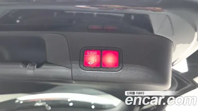 Mercedes-Benz GLB-Class 2025 — Şəkil 4/33