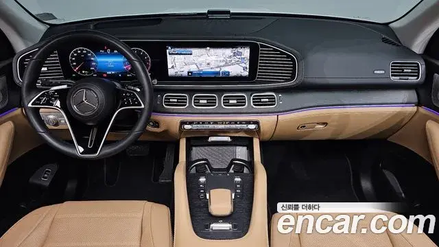 Mercedes-Benz GLE-Class 2025 — Photo 4/39