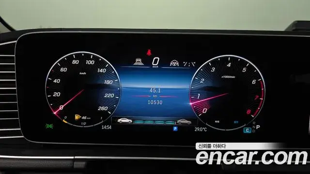 Mercedes-Benz GLE-Class 2025 — Şəkil 10/35