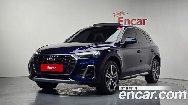Audi Q5 2022 — Фото 1/20