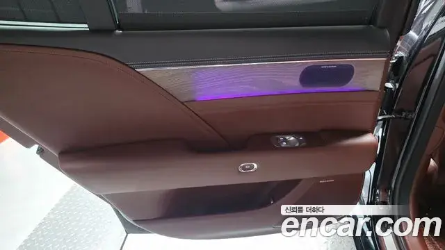 Genesis G90 2022 — Şəkil 21/30