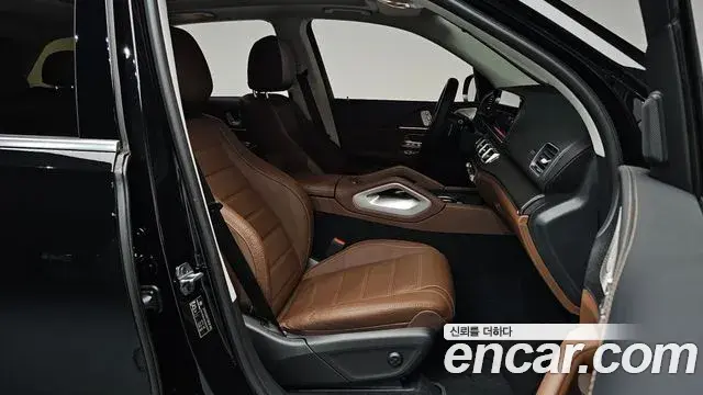 Mercedes-Benz GLE-Class 2025 — Şəkil 33/41