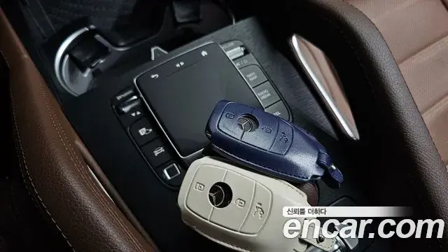 Mercedes-Benz GLE-Class 2025 — Şəkil 16/41