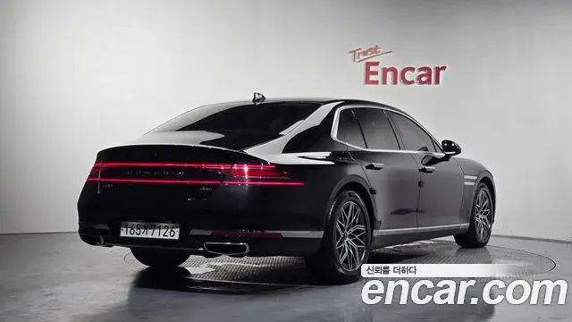 Genesis G90 2023 — Фото 1/20